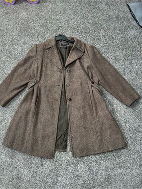 Centigrade Men's Brown Wool-Blend Peacoat with Button Front